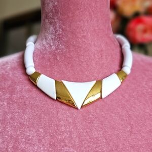 Signed Napier vintage necklace. 1980's vintage necklace. Collar necklace.